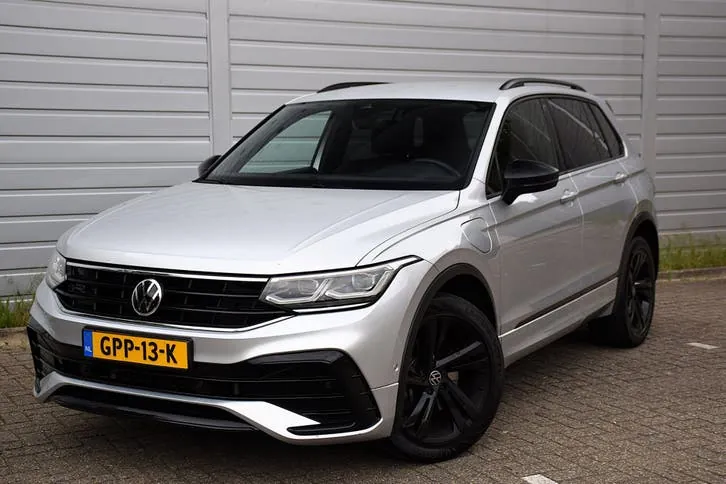 Volkswagen Tiguan 2021 photo 2