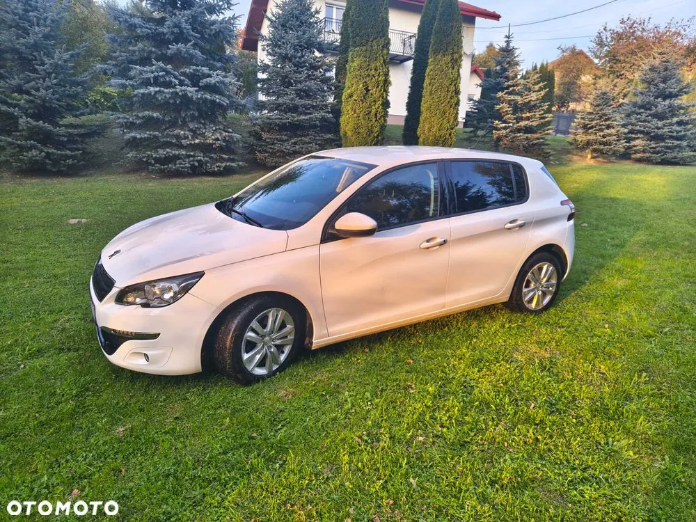 Peugeot 308 2017 photo 2