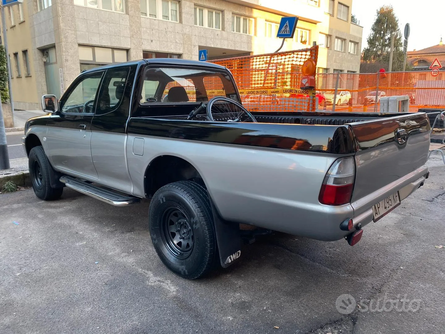 Mitsubishi L200 1997 photo 4