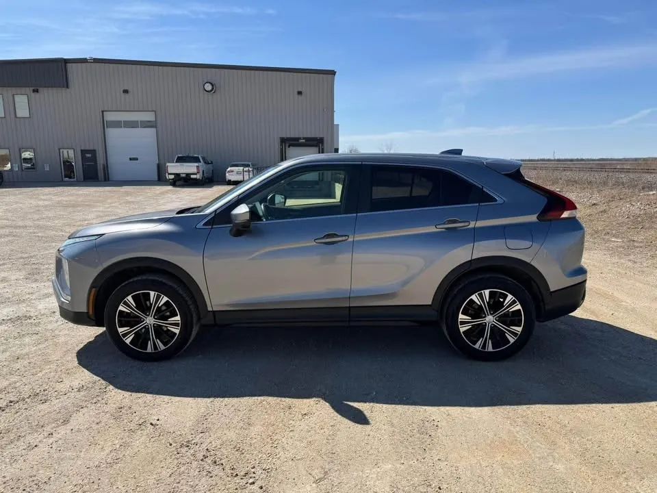 Mitsubishi Eclipse Cross 2022 photo 4