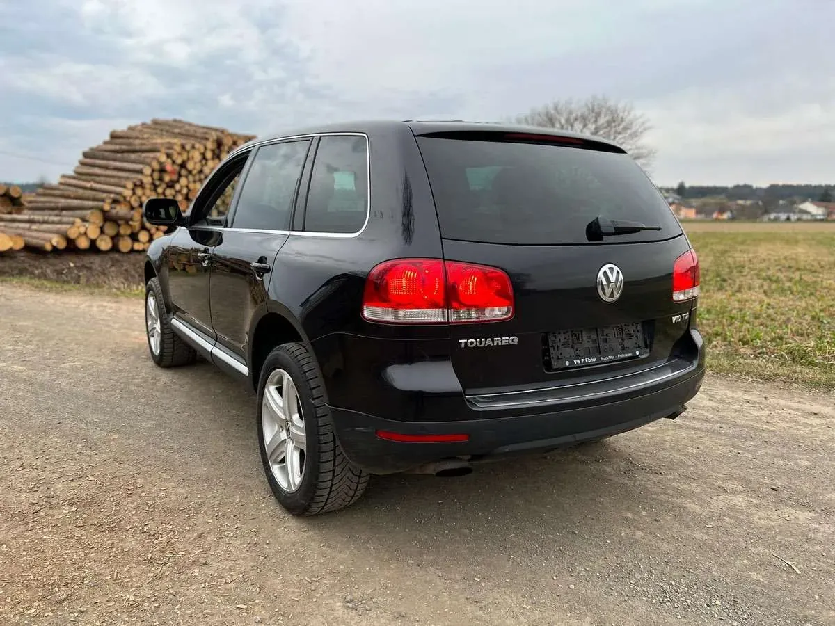 Volkswagen Touareg 2005 photo 2
