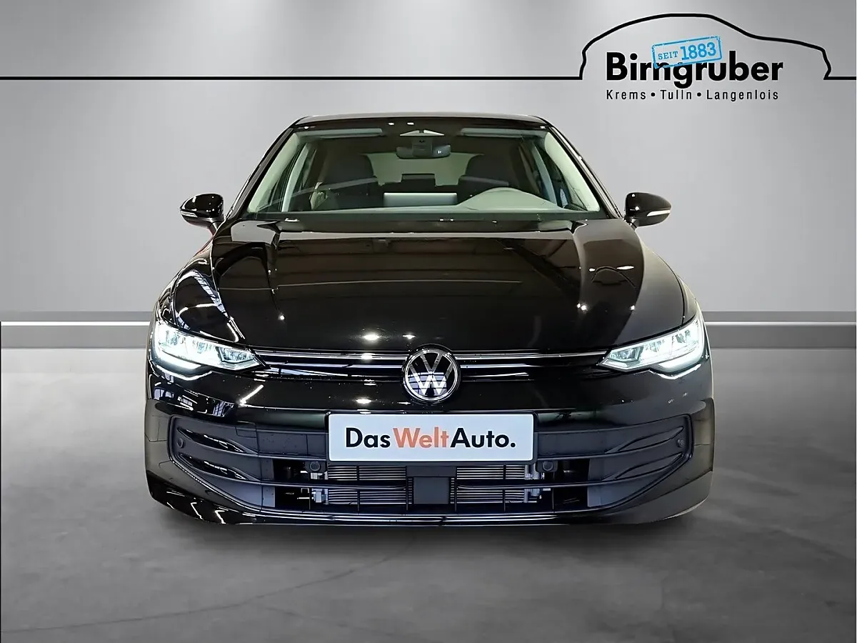 Volkswagen Golf 2026 photo 2
