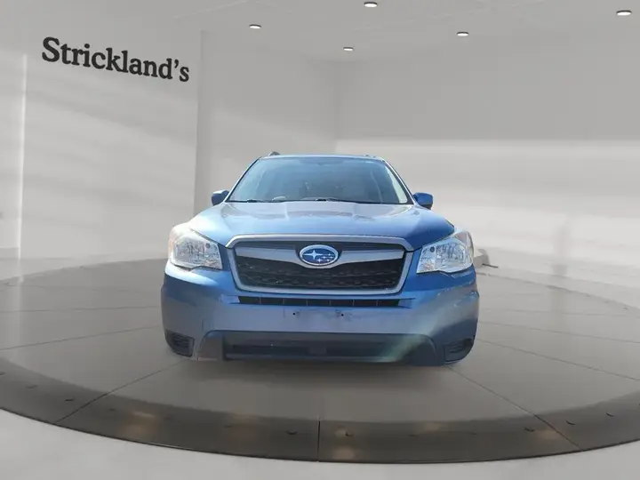Subaru Forester 2016 photo 2