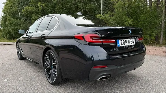 BMW 530E 2023 photo 4