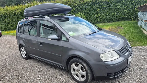 Volkswagen Touran 2006 photo 3
