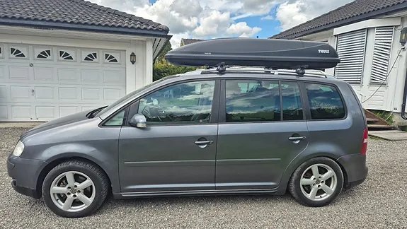 Volkswagen Touran 2006 photo 4