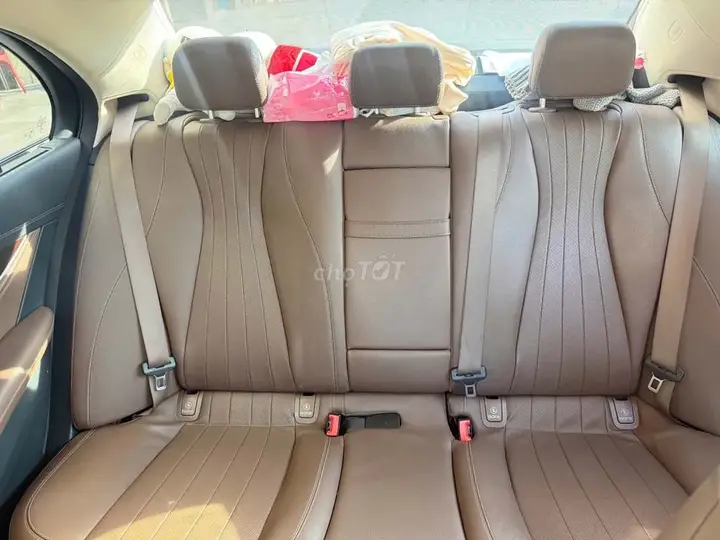Mercedes-Benz E-Class 2021 photo 4