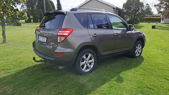 Toyota Rav4 2011 photo 4