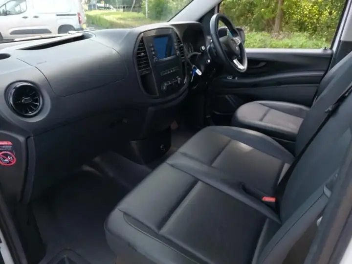 Mercedes-Benz Vito 2024 photo 5