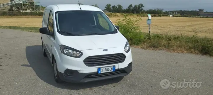 Ford Transit Courier 2021 photo 3
