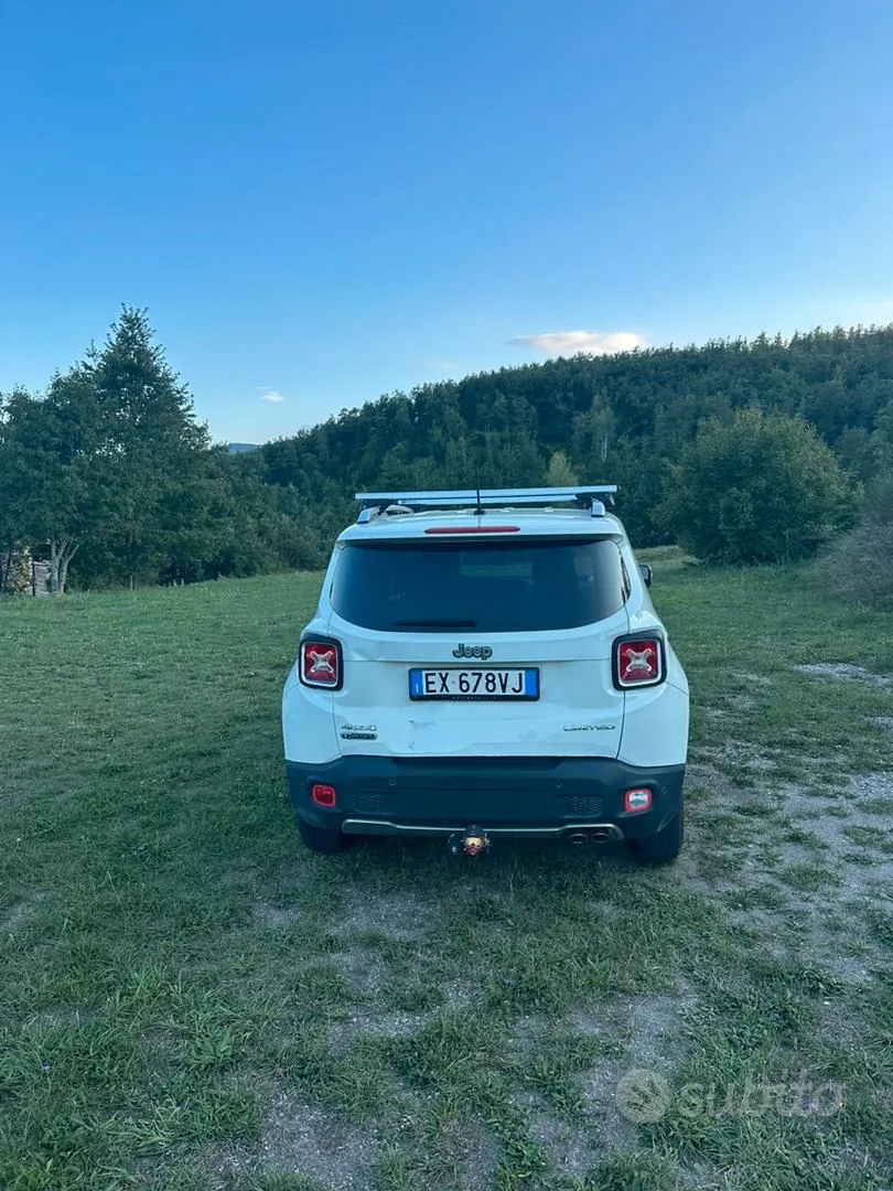 Jeep Renegade 2014 photo 4