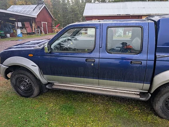 Nissan Navara 2003 photo 3