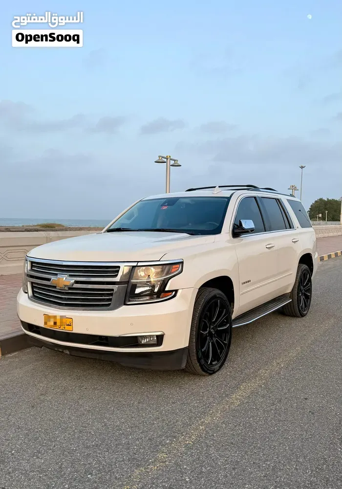 Chevrolet Tahoe 2015 photo 2