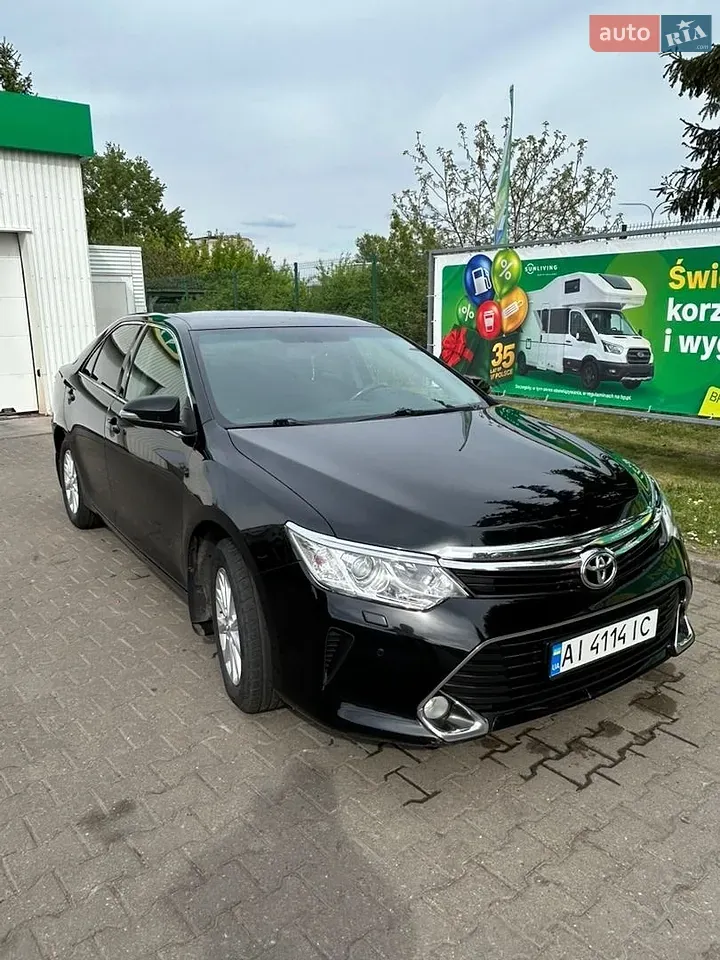 Toyota Camry 2017 photo 3