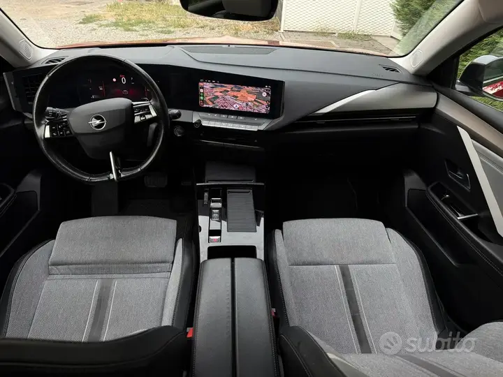 Opel Astra 2023 photo 4