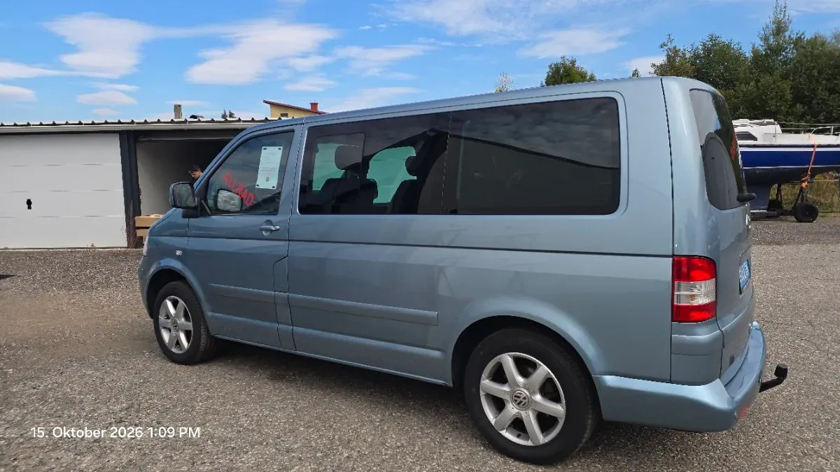Volkswagen Multivan 2007 photo 2