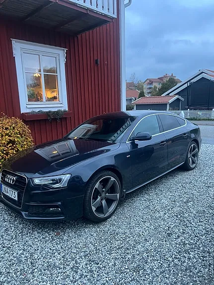 Audi A5 2014 photo 2