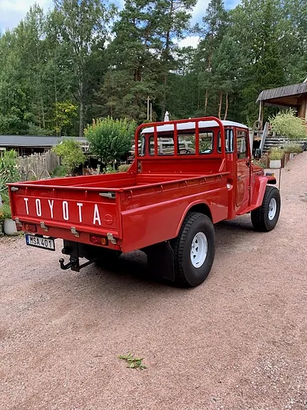 Toyota Land Cruiser 1980 photo 3