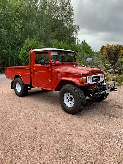 Toyota Land Cruiser