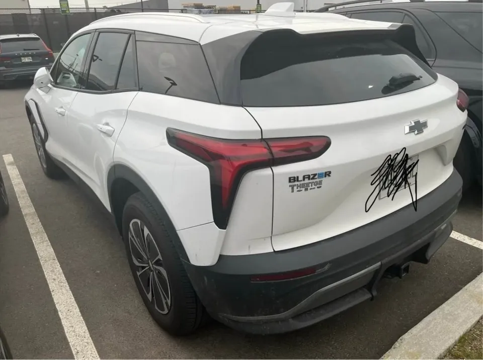 Chevrolet Blazer 2025 photo 3