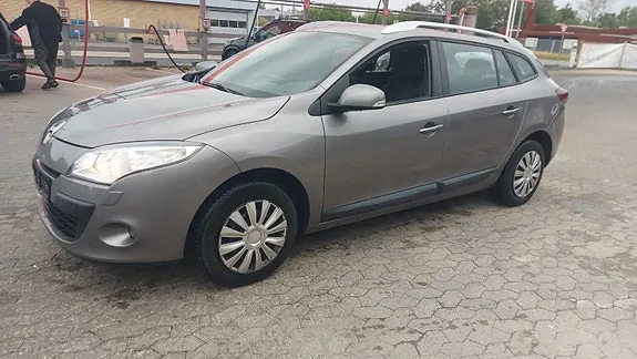 Renault Megane 2011 photo 4