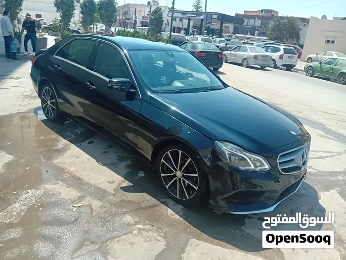 Mercedes-Benz E 200