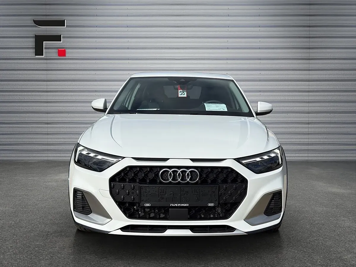 Audi A1 2026 photo 3
