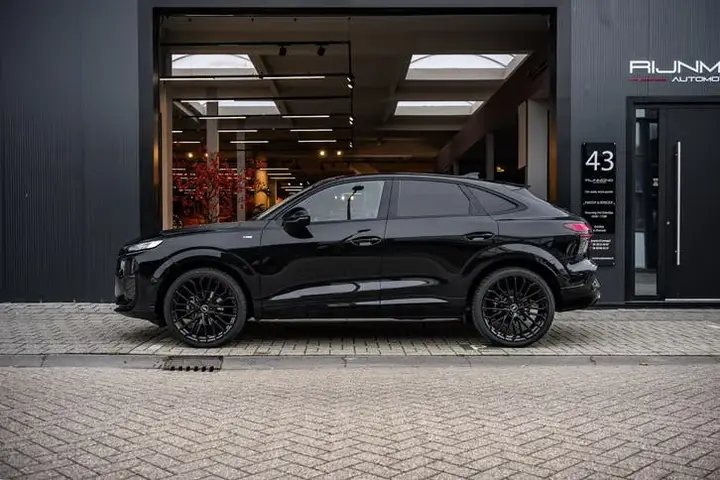 Audi Q3 2026 photo 2