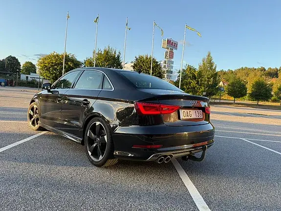 Audi A3 2014 photo 3