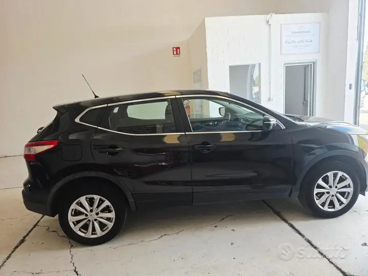 Nissan Qashqai 2015 photo 4