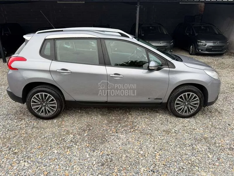 Peugeot 2008 2013 photo 5