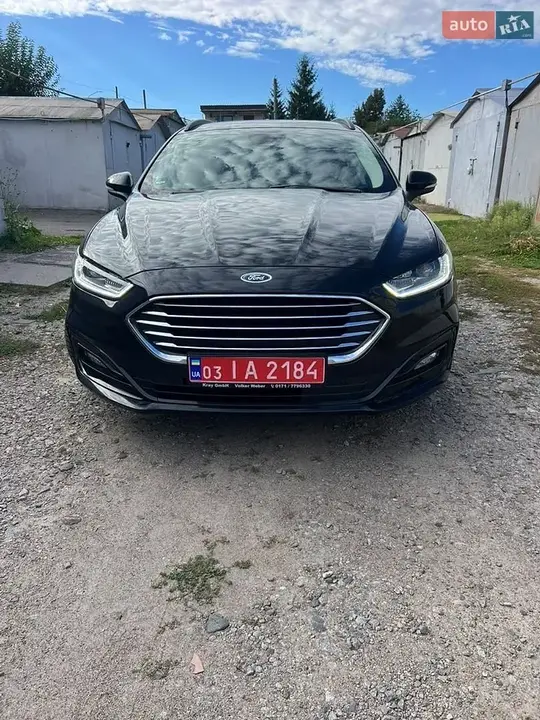 Ford Mondeo 2021 photo 3