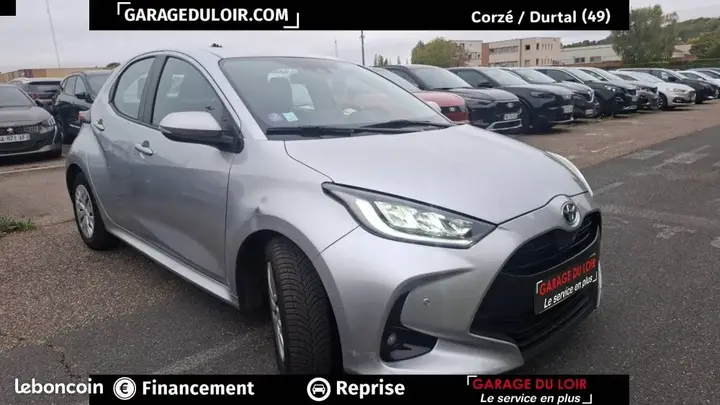 Toyota Yaris 2022 photo 2