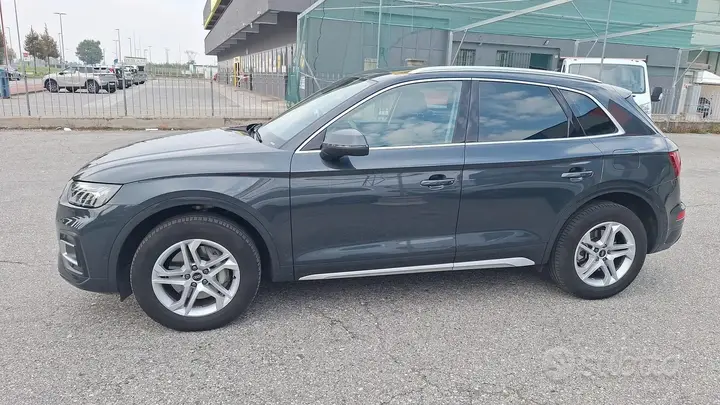 Audi Q5 2023 photo 4