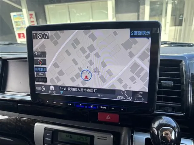 Toyota Hiace Wagon 2017 photo 5