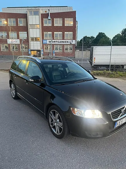 Volvo V50