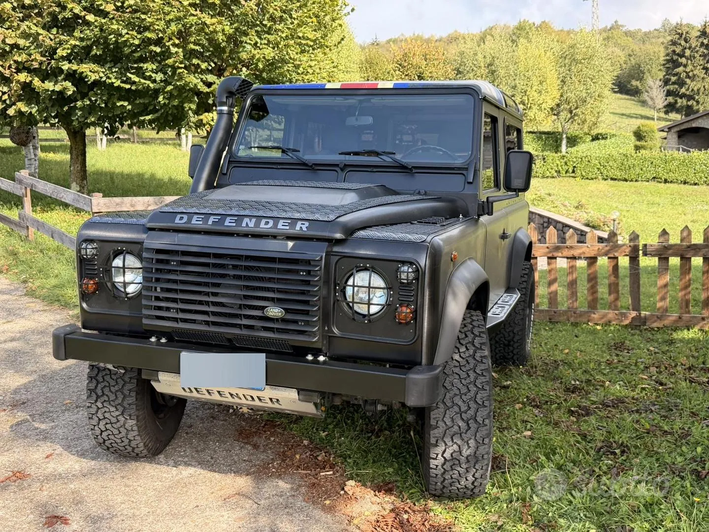Land Rover Defender