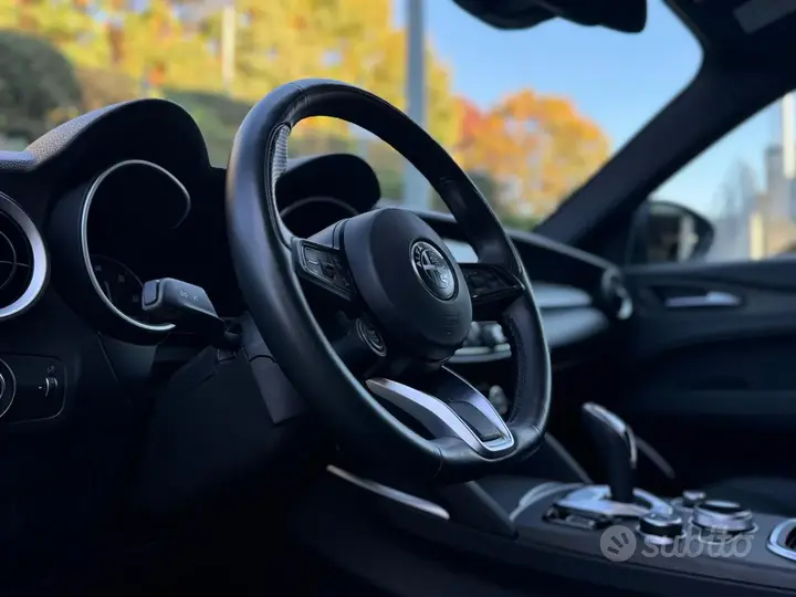 Alfa Romeo Stelvio 2022 photo 5