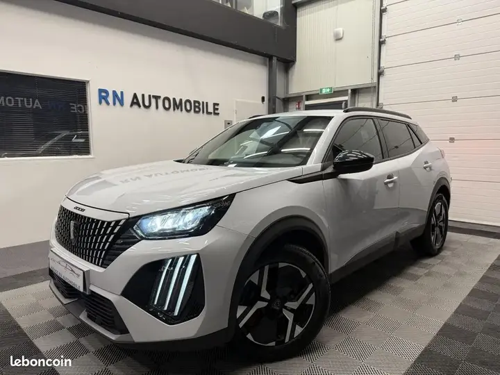 Peugeot 2008 2024 photo 3