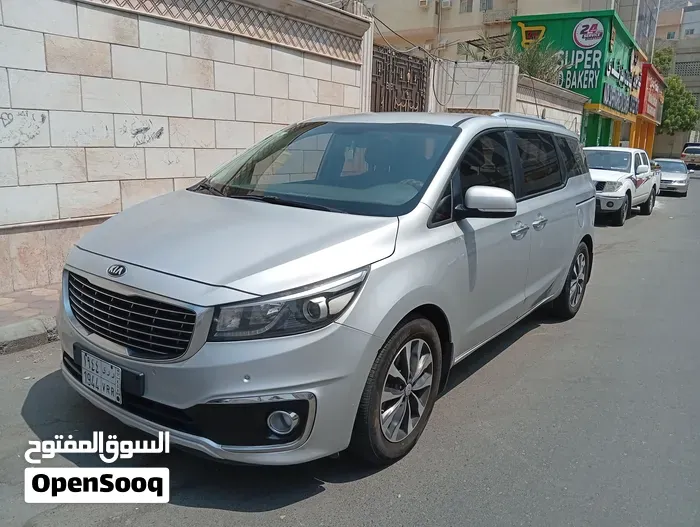 Kia Carnival 2018 photo 2