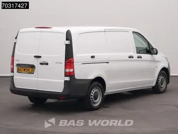 Mercedes-Benz Vito 2024 photo 2