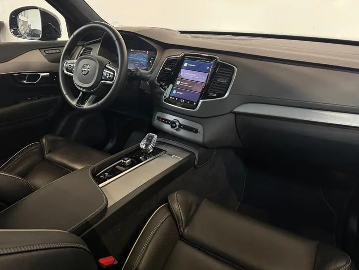 Volvo Xc90 2023 photo 2