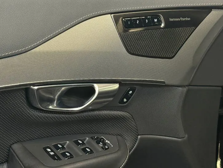 Volvo Xc90 2023 photo 3