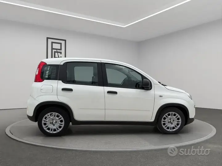 Fiat Panda 2024 photo 2
