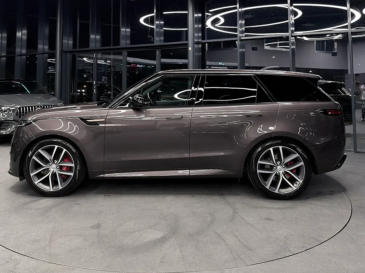 Land Rover Range Rover Sport 2023 photo 3