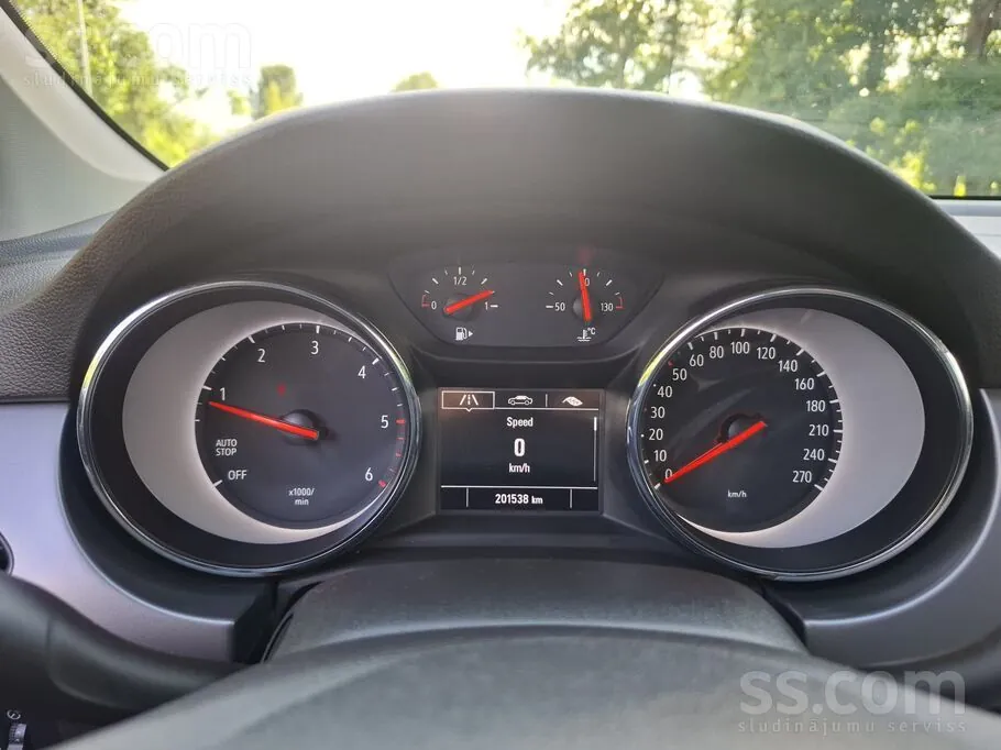 Opel Astra 2018 photo 5