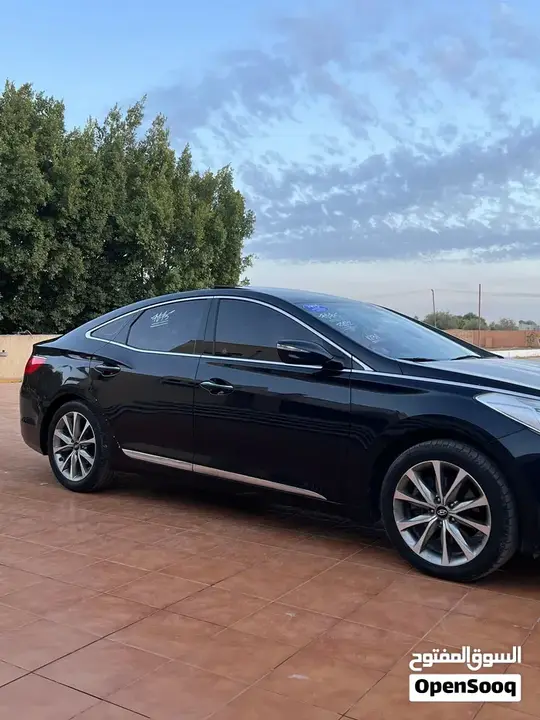 Hyundai Azera 2012 photo 3