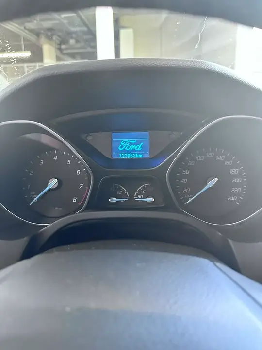 Ford Focus 2014 photo 3
