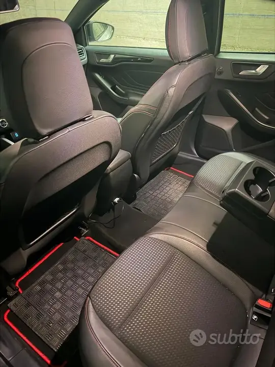 Ford Focus 2019 photo 3
