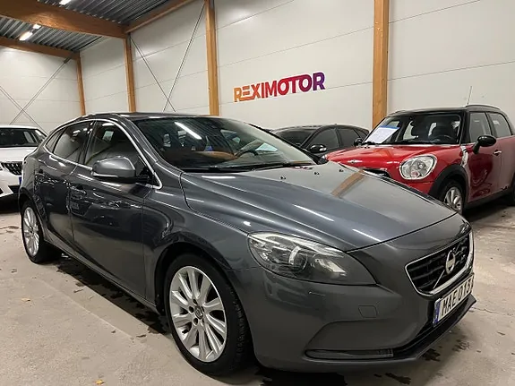 Volvo V40 2014 photo 2